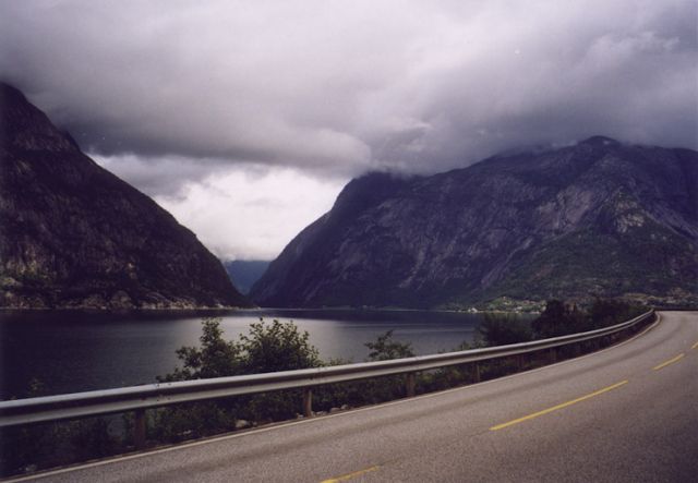 054_Eidfjorden.JPG