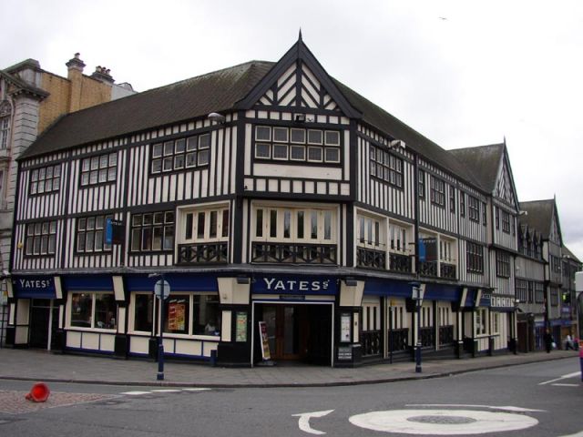 3_33_Swansea_Yates.jpg