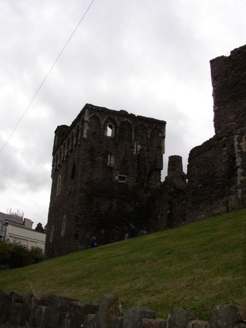 3_34_Swansea_Castle.jpg