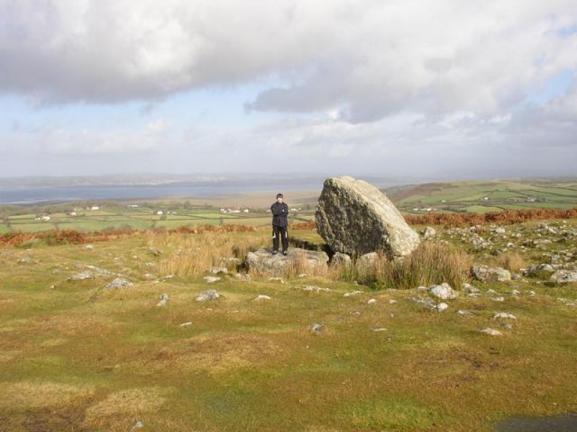 5_29_Cefn_Bryn_-_Arthur_s_Stone.jpg