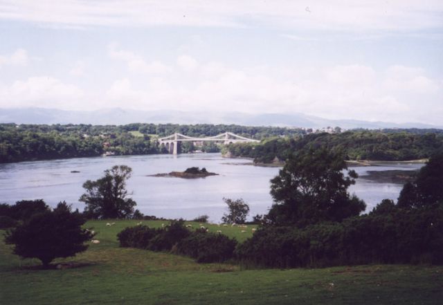 036_Menai_Bridge.JPG